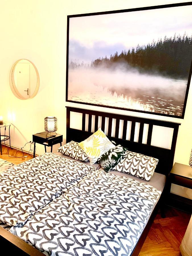 Urban City Retreat - By Nahuen Suites Graz Esterno foto