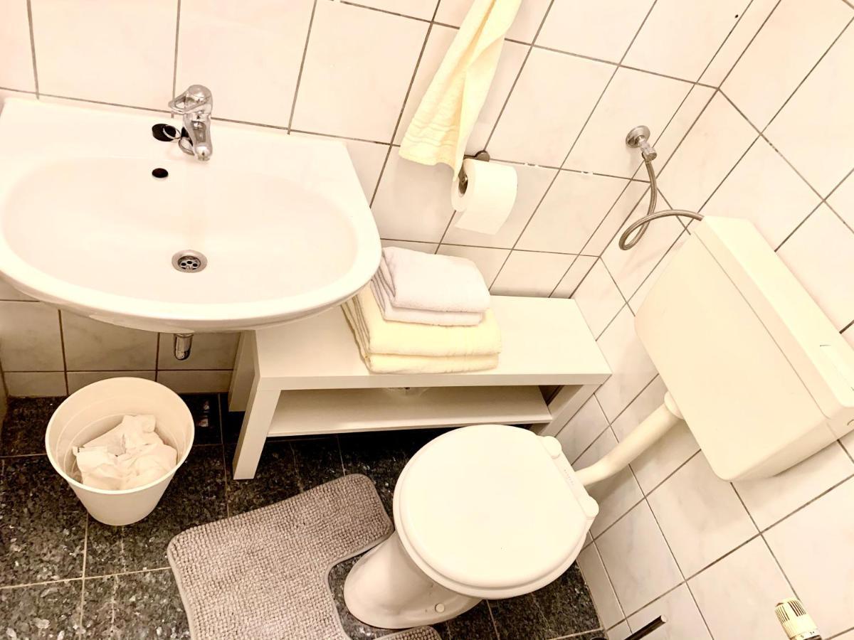 Urban City Retreat - By Nahuen Suites Graz Esterno foto